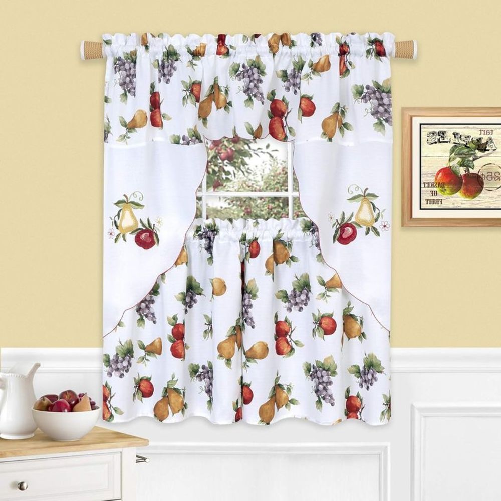 Ben&Jonah Simple Elegance Ambrosia & Nectar - Embellished Tier and Swag Set -